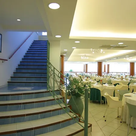 Dependance Hotel D'Amato 3* بيسْكيتْشّي